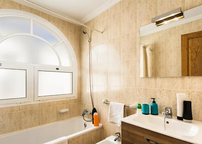 ヴィラ Geria By *